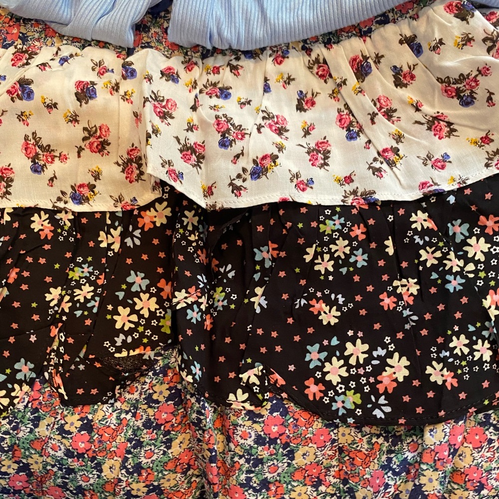 Girls outfit 2 skirts 1 top all new from kid pik
